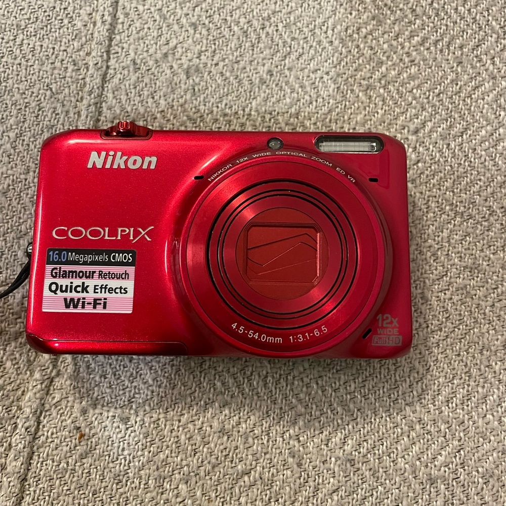 Digital camera